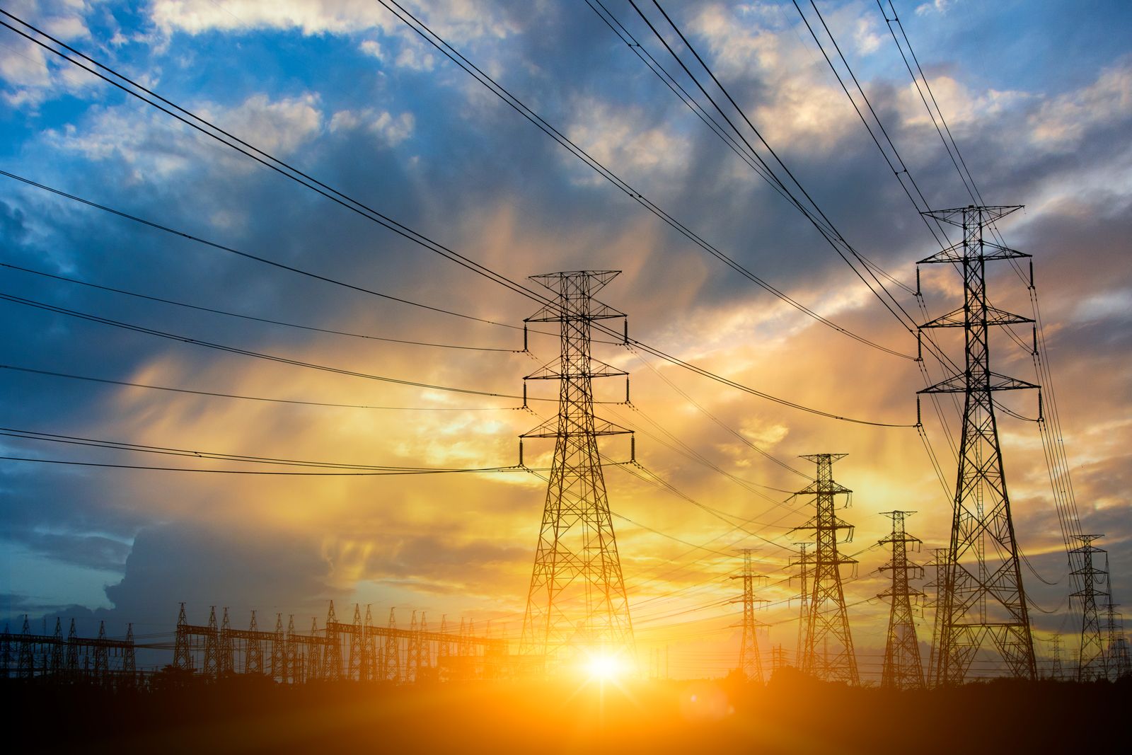 고압 송전탑 / High-voltage transmission tower